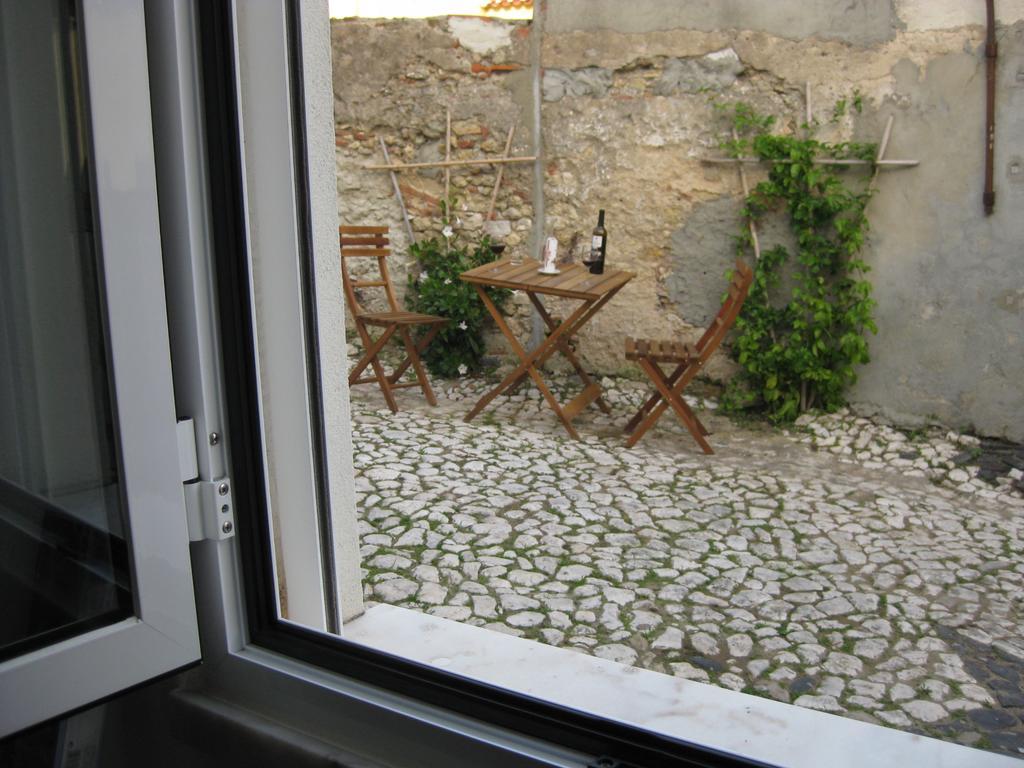 The Back Yard Nest Apartamento Lisboa Quarto foto